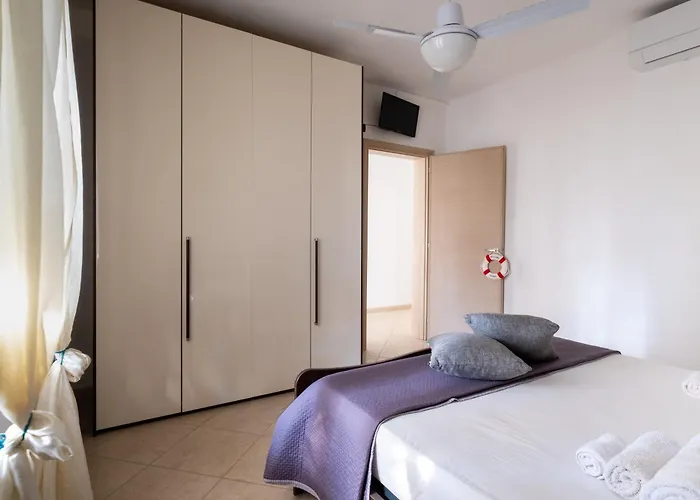 Zea Dimora Sul Mare Vakantiehuis Torre Squillace